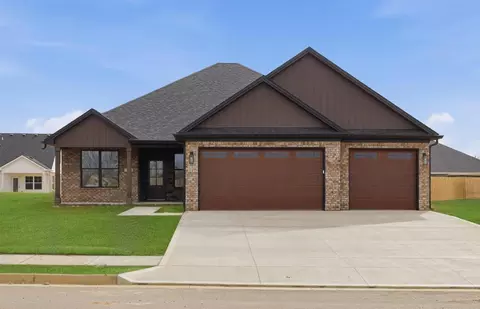 515 Morgan Leigh Ln, Nicholasville, KY 40356