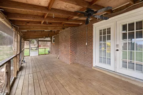 Exterior - 37 Skylark Dr, Corbin, KY 40701 photo 5 of 14