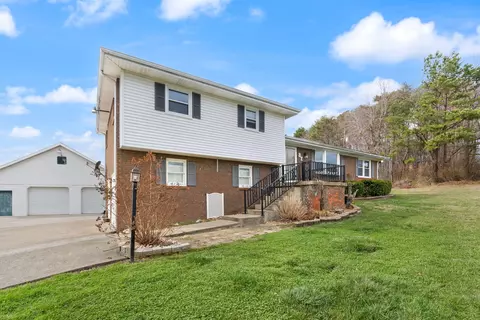 Exterior - 37 Skylark Dr, Corbin, KY 40701 photo 12 of 14