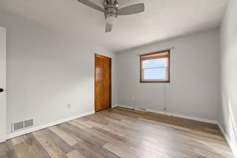 Bedroom - 37 Skylark Dr, Corbin, KY 40701 photo 4 of 7