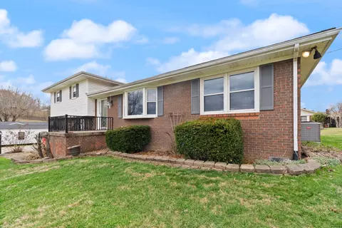 Exterior - 37 Skylark Dr, Corbin, KY 40701 photo 3 of 14
