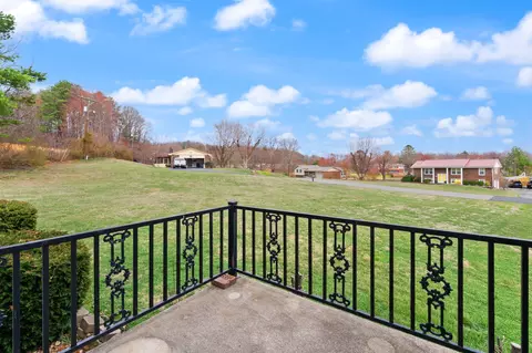 Exterior - 37 Skylark Dr, Corbin, KY 40701 photo 14 of 14