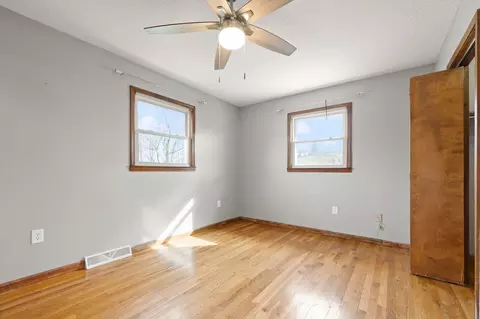 Bedroom - 37 Skylark Dr, Corbin, KY 40701 photo 1 of 7