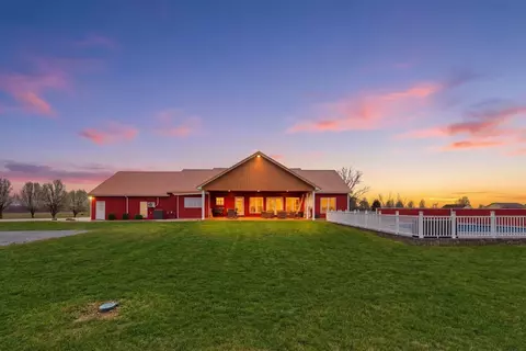56 Ridgefield Dr, Liberty, KY 42539