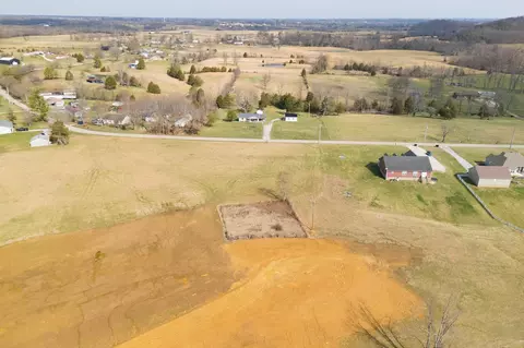27 Welch Rd, Jeffersonville, KY 40337