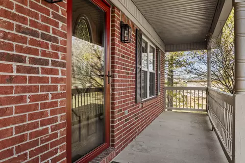1309 1313 Twin Brook Dr, Berea, KY 40403 photo 4