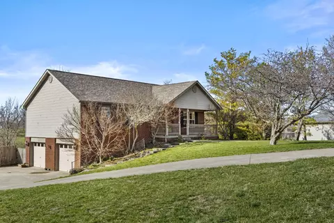 1309 1313 Twin Brook Dr, Berea, KY 40403 photo 2