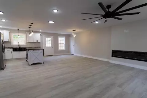 Living - 277 Malibu Dr, Corbin, KY 40701 photo 1 of 6
