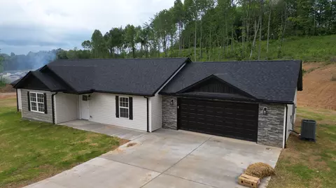 Exterior - 277 Malibu Dr, Corbin, KY 40701 photo 4 of 5
