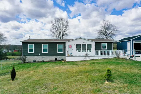 295 Medlock Ln, Annville, KY 40402