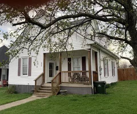 Exterior - 402 Walnut St, Georgetown, KY 40324 photo 2 of 6