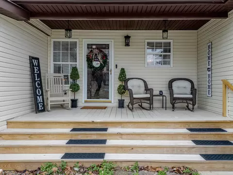 Exterior - 93 Wright Rd, Salt Lick, KY 40371 photo 4 of 10