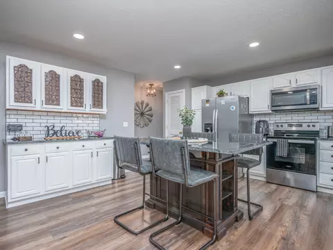 Kitchen - 93 Wright Rd, Salt Lick, KY 40371 photo 1 of 5