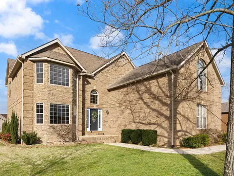 207 Lake Cliff Dr, Somerset, KY 42503