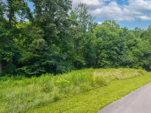700 Beechwood Dr, Nancy, KY 42544 photo 8