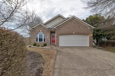 101 Candlelight Blvd, Georgetown, KY 40324