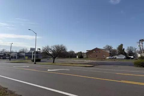 216 Southland Dr, Lexington, KY 40503