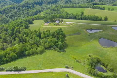 100 Hemlock Trl, Morehead, KY 40351 photo 2