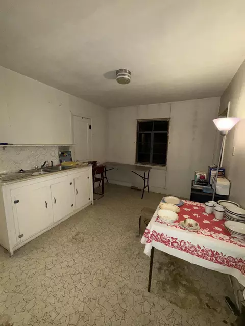 Kitchen - 904 W 5th St, Corbin, KY 40701 photo 1 of 3