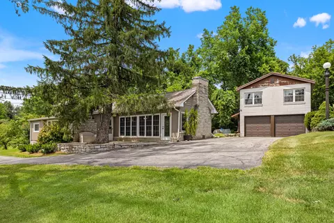 8710 Adams Ln, Lexington, KY 40515