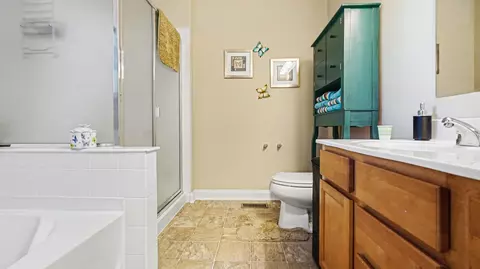 Bath - 132 Stapleton Way, Georgetown, KY 40324 photo 1 of 2
