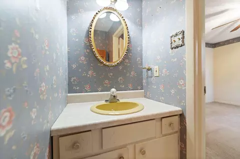 Bath - 58 Forego Trl, Corbin, KY 40701 photo 4 of 5
