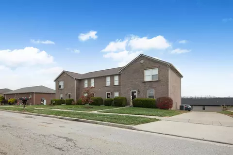 907 Weeping Willow Dr, Berea, KY 40403 photo 3