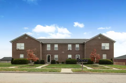 913 Weeping Willow Dr, Berea, KY 40403