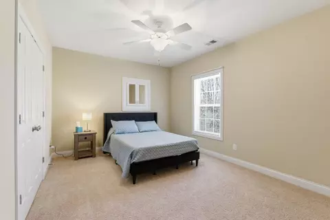 Bedroom - 105 Hidden Paddock Ln, Georgetown, KY 40324 photo 9 of 10