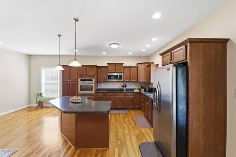 Kitchen - 105 Hidden Paddock Ln, Georgetown, KY 40324 photo 1 of 8