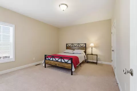Bedroom - 105 Hidden Paddock Ln, Georgetown, KY 40324 photo 5 of 10