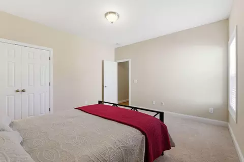 Bedroom - 105 Hidden Paddock Ln, Georgetown, KY 40324 photo 6 of 10