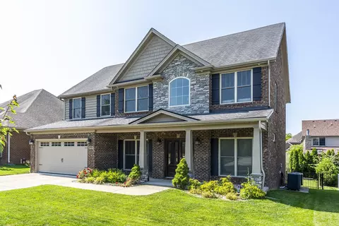 3880 Leighton Ln, Lexington, KY 40515