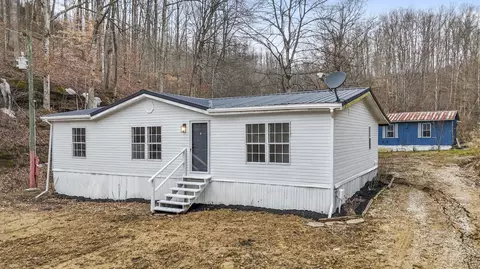 Exterior - 261 Jr Stevens Br Rd, Elkfork, KY 41421 photo 1 of 4