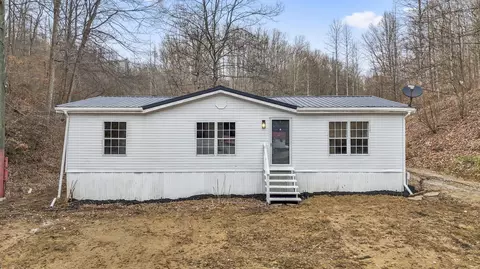 Exterior - 261 Jr Stevens Br Rd, Elkfork, KY 41421 photo 2 of 4