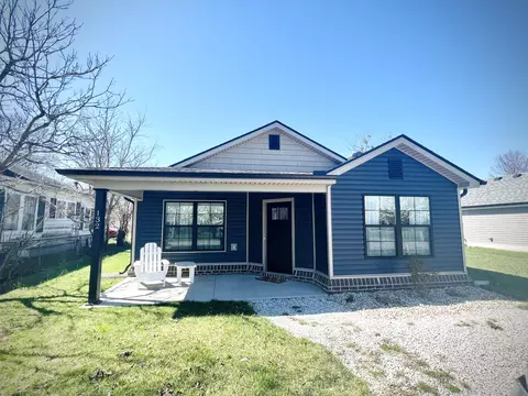 132 E Haiti Rd, Berea, KY 40403
