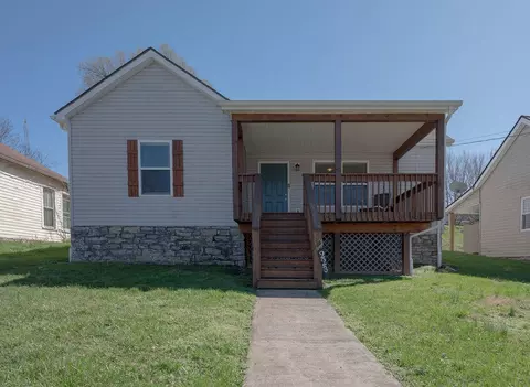 223 Vine St, Sadieville, KY 40370
