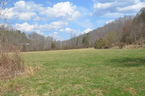 999-1640 Muncy Fork Rd, Manchester, KY 40962