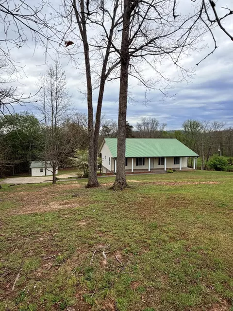 130 Forest Lake Dr, Jeffersonville, KY 40337