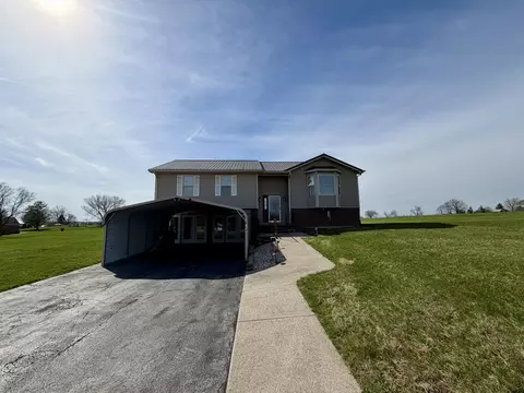 104 Raven Dr, Berea, KY 40403