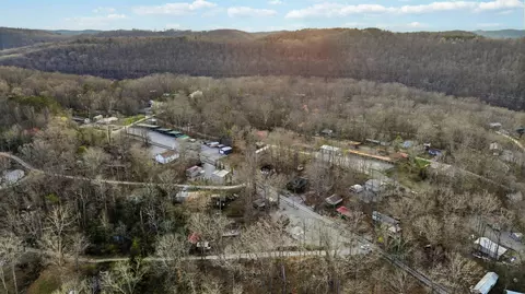 View/Area - 1994 Jasper Bend Rd, Burnside, KY 42519 photo 6 of 10