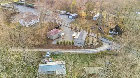 View/Area - 1954 Jasper Bend Rd, Burnside, KY 42519 photo 3 of 7