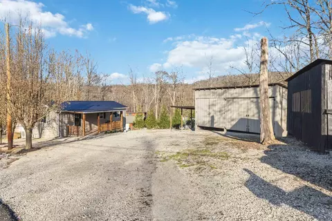 Exterior - 1954 Jasper Bend Rd, Burnside, KY 42519 photo 2 of 7