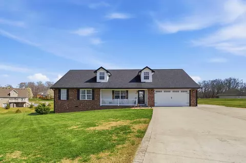 517 Whisper Woods Dr, Somerset, KY 42503