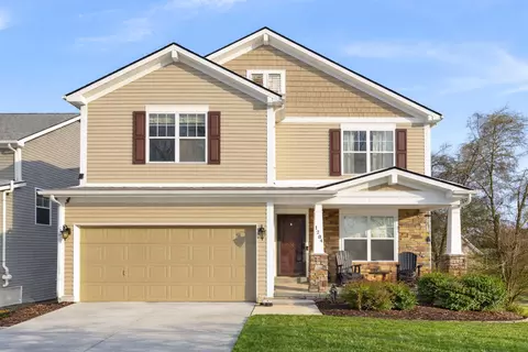 1284 Greendale Rd, Lexington, KY 40511