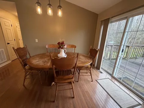 Dining - 49 Creekside Ln, Corbin, KY 40701 photo 2 of 2