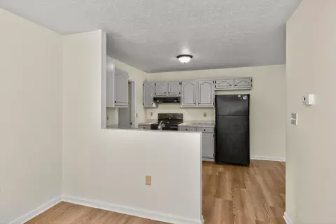 Kitchen - 220 Tanbark Dr, Georgetown, KY 40324 photo 1 of 2