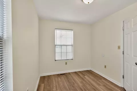 Bedroom - 220 Tanbark Dr, Georgetown, KY 40324 photo 6 of 7