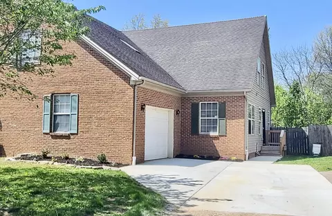 220 Tanbark Dr, Georgetown, KY 40324