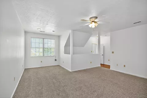 Living - 220 Tanbark Dr, Georgetown, KY 40324 photo 1 of 4